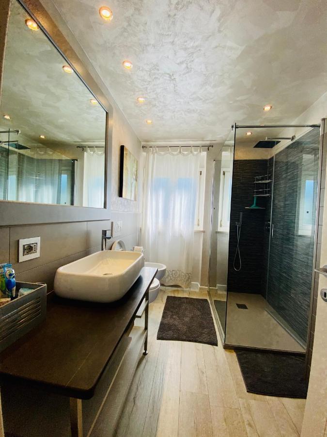 Lhv Garda Lake - Private Pool And Spa Bardolino Exterior foto